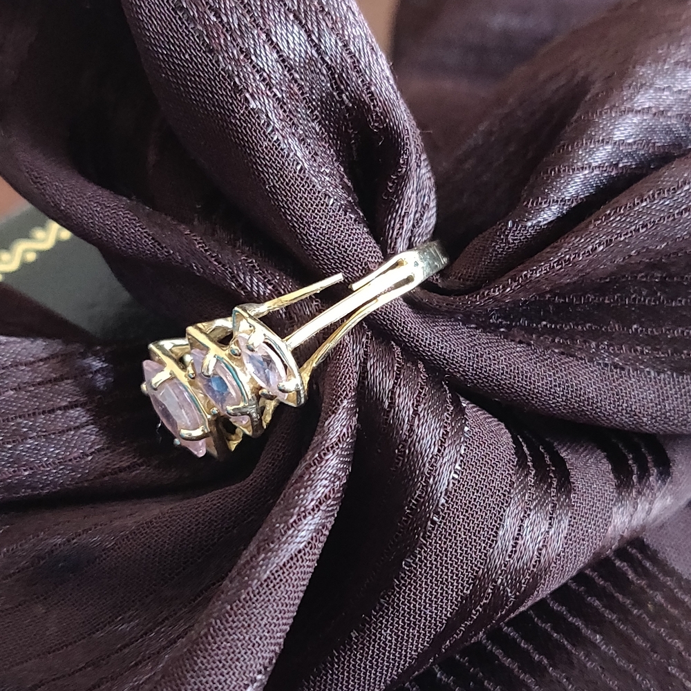 10k solid gold ring - Picture 3 of 7